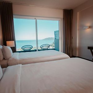 Concept Queen Room Ocean View Non-Smoking